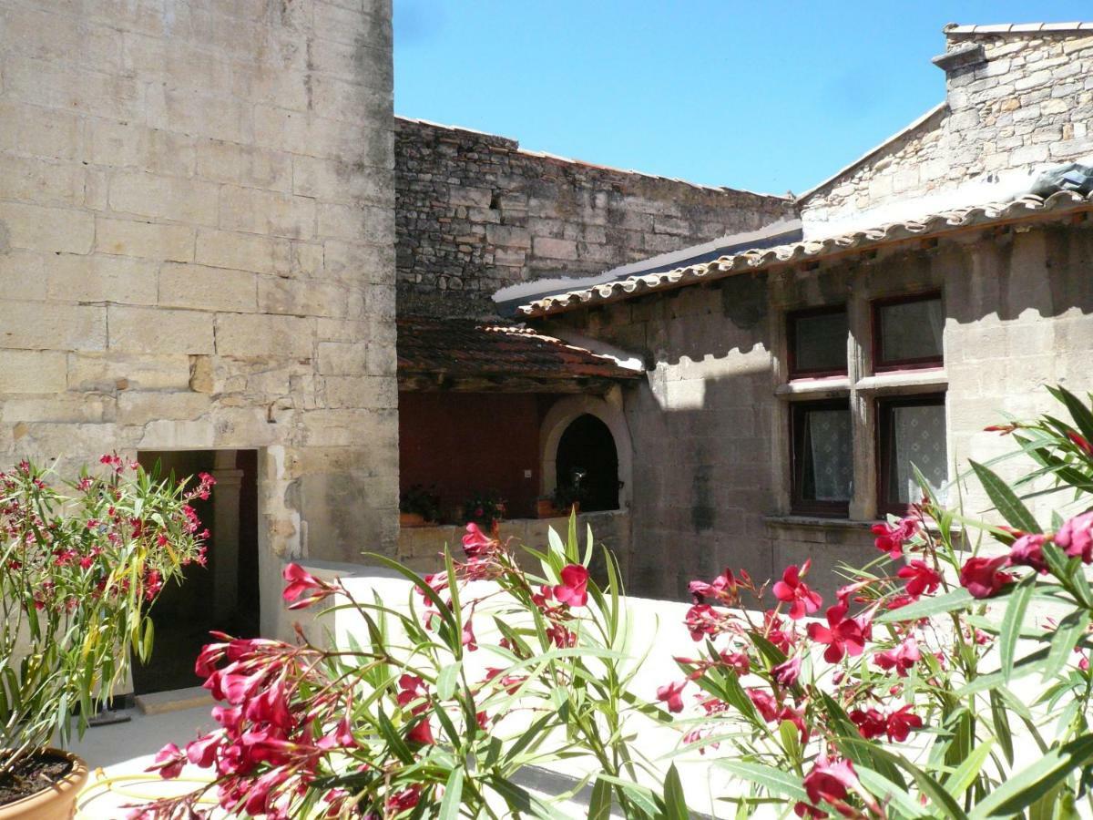 La Villages Chambres D'Hotes Vallabrègues Екстериор снимка