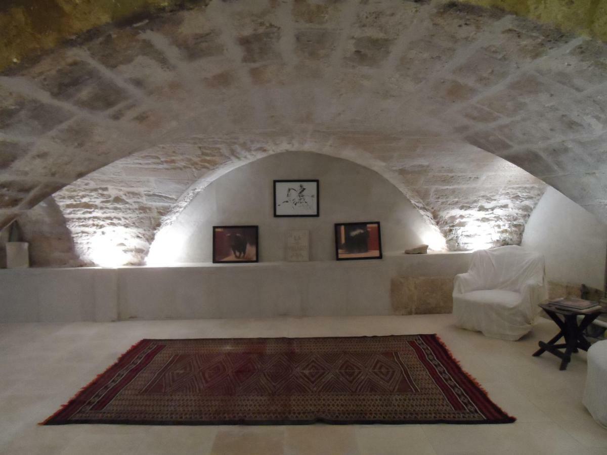 La Villages Chambres D'Hotes Vallabrègues Екстериор снимка