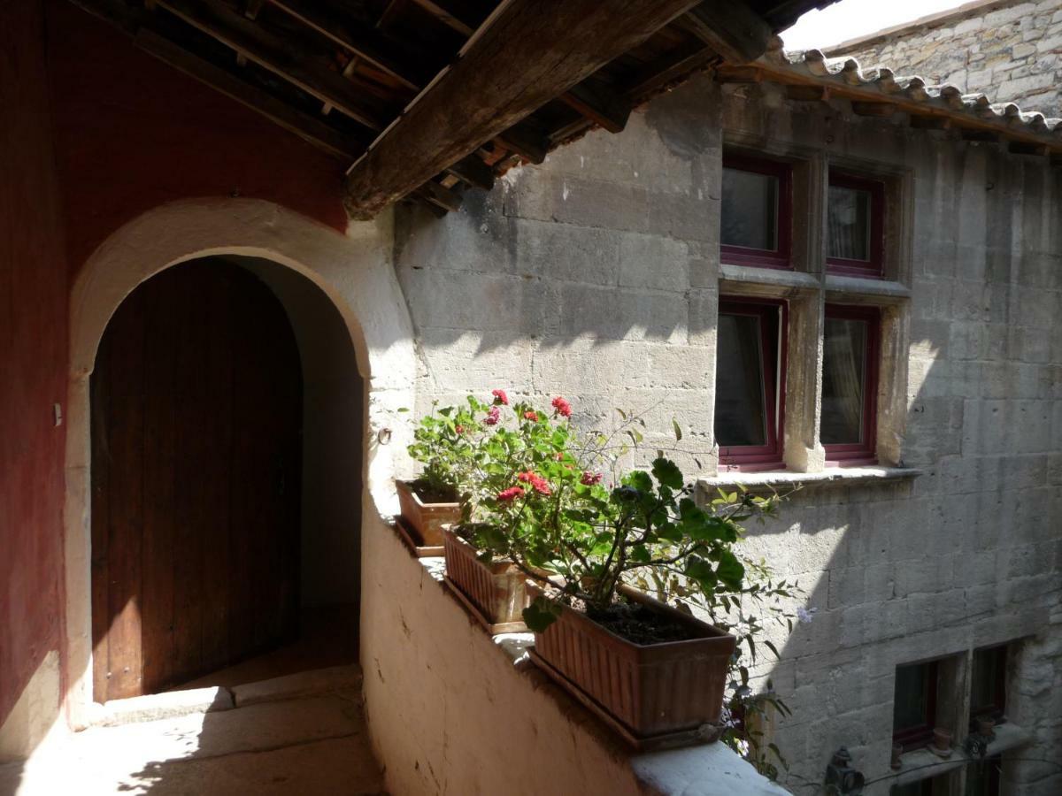 La Villages Chambres D'Hotes Vallabrègues Екстериор снимка